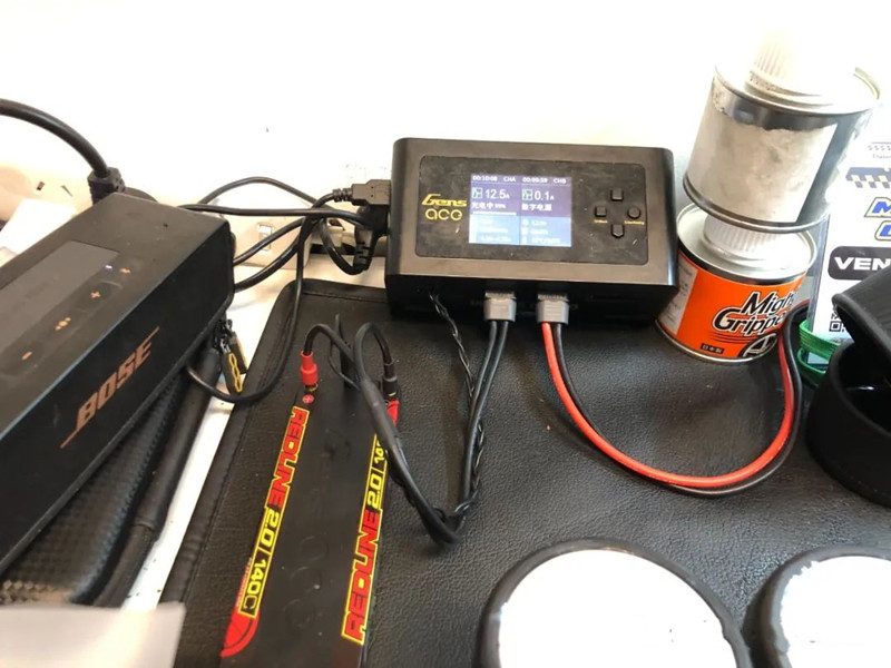 格氏電池和充電器 格氏電池和充電器