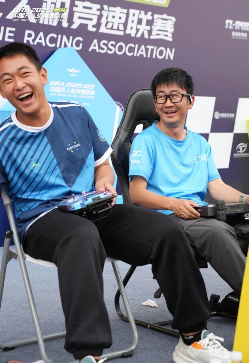 TATTU飛手 TATTU飛手