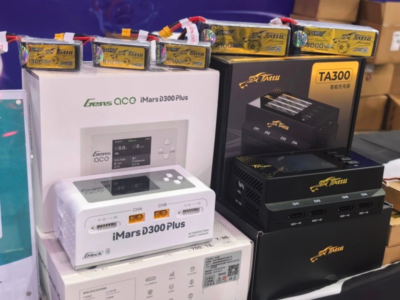 Tattu 無(wú)人機(jī)足球電池和充電器