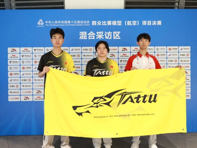 孔海森、何雨瞳、李皓哲